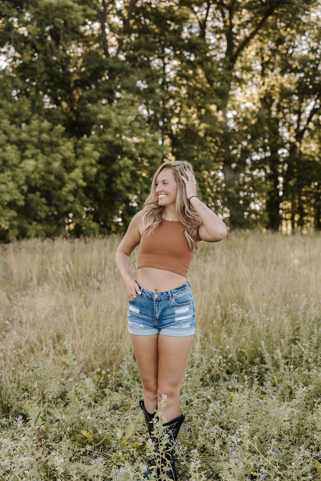 Seamless Sleeveless Halter Neck Top