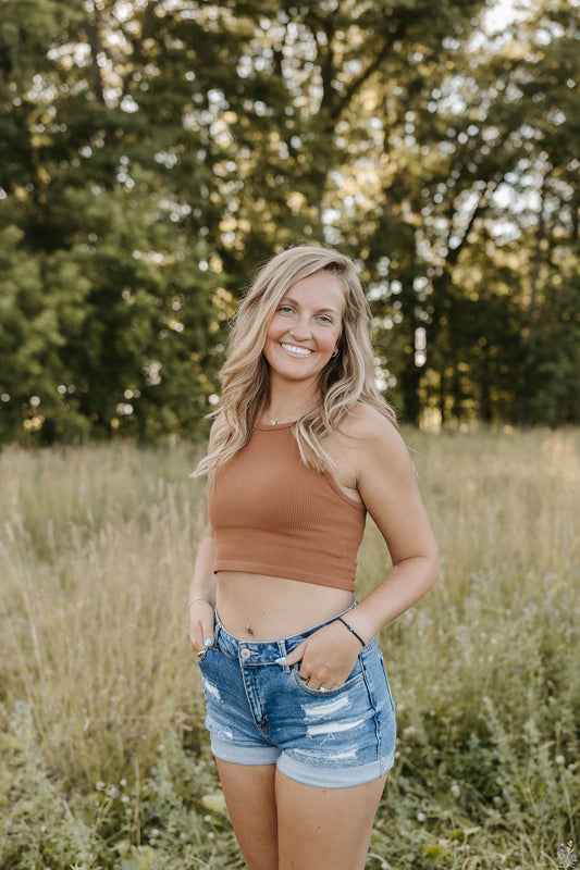 Seamless Sleeveless Halter Neck Top